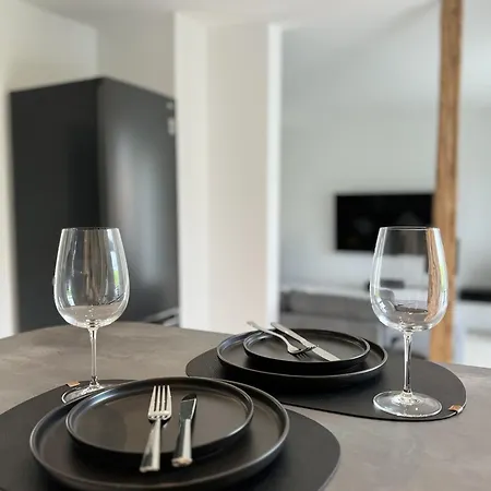 Exklusive Altbauwohnung Mit Whirlpool Und Kueche Лимбург-ан-дер-Лан Экстерьер фото